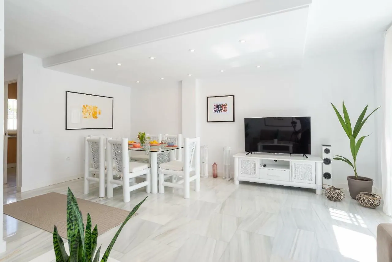Benalmadena: Adosado Con Piscina Y Jardin Villa Tatil Evi Benalmádena