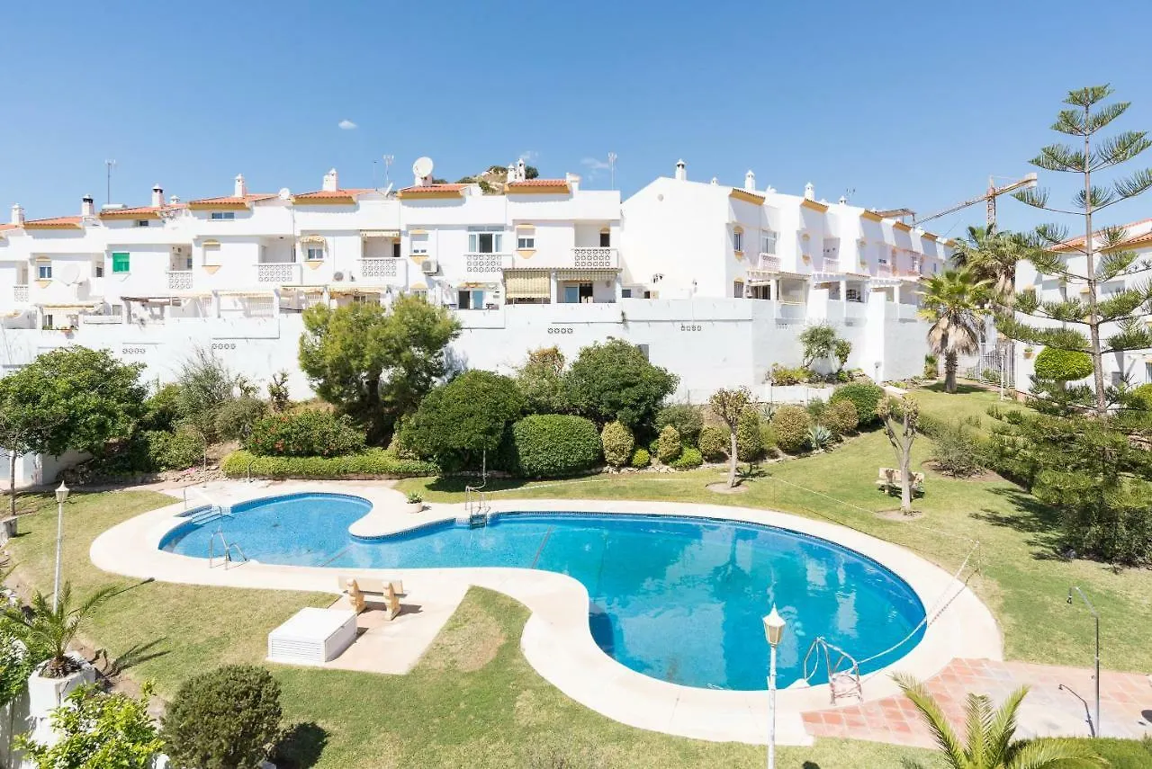 Benalmadena: Adosado Con Piscina Y Jardin Villa 0*, Benalmádena