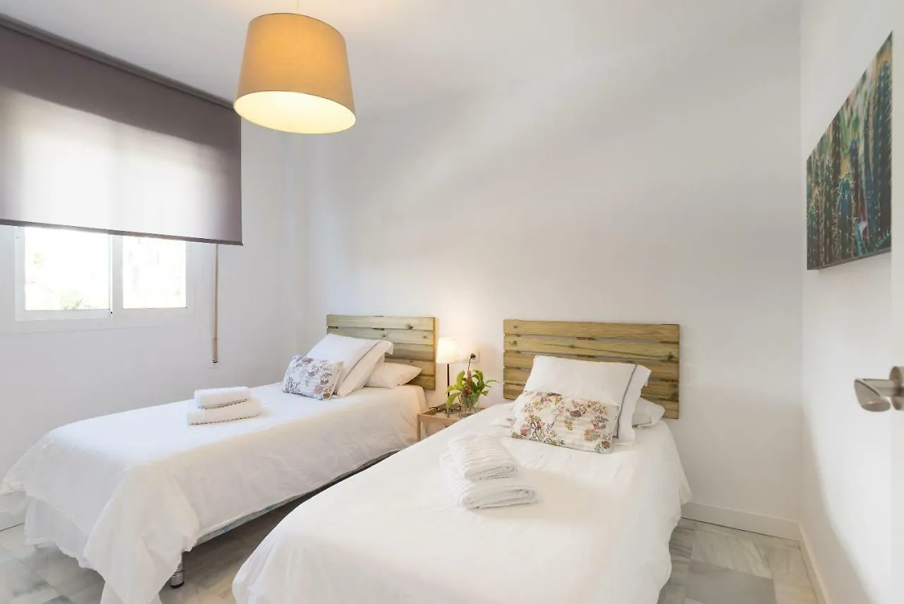 Tatil Evi Benalmadena: Adosado Con Piscina Y Jardin Villa İspanya